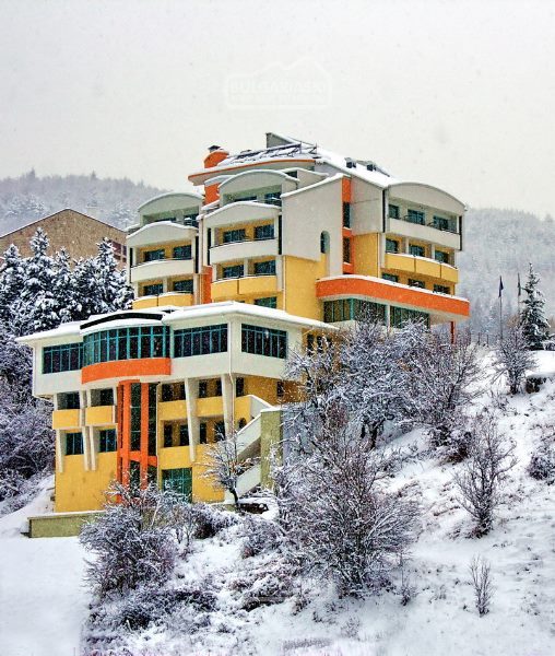 Smolyan2