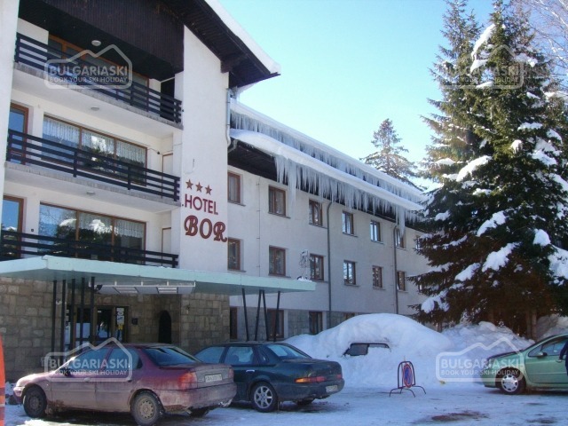 Bor Hotels1